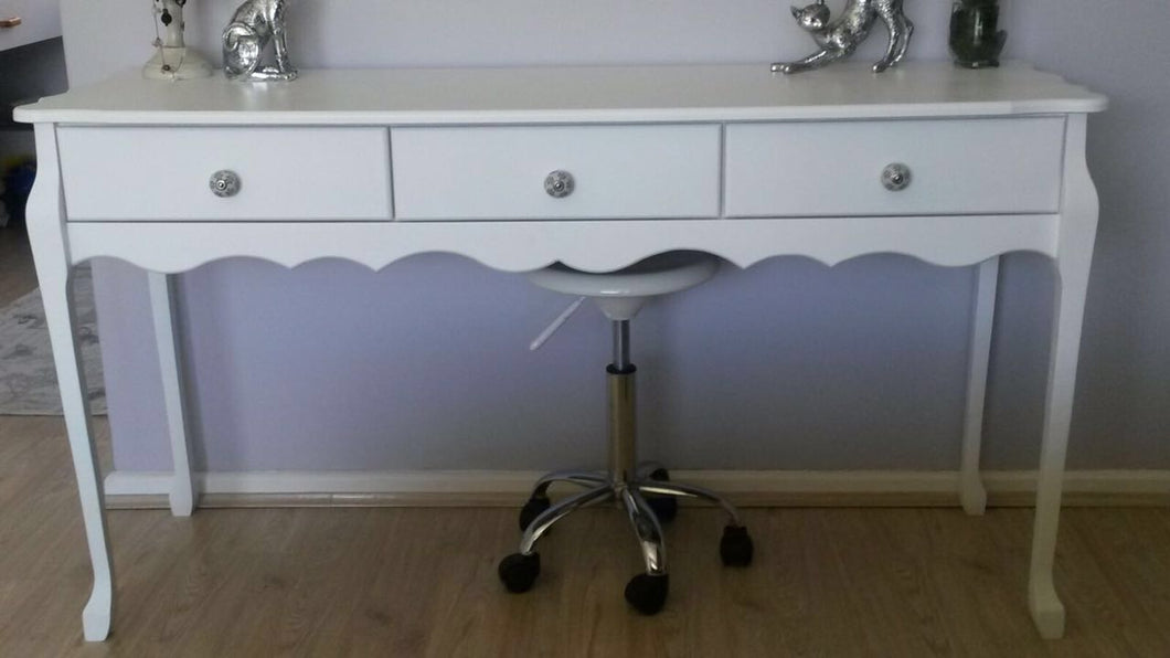 Nouveau Console Server - Headboards For Africa 